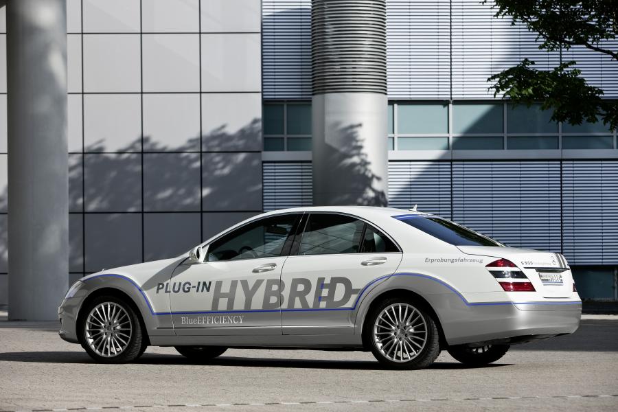  Mercedes-Benz S500 Plug-In Hybrid Concept 2009 года  (фото 4 из 5)
